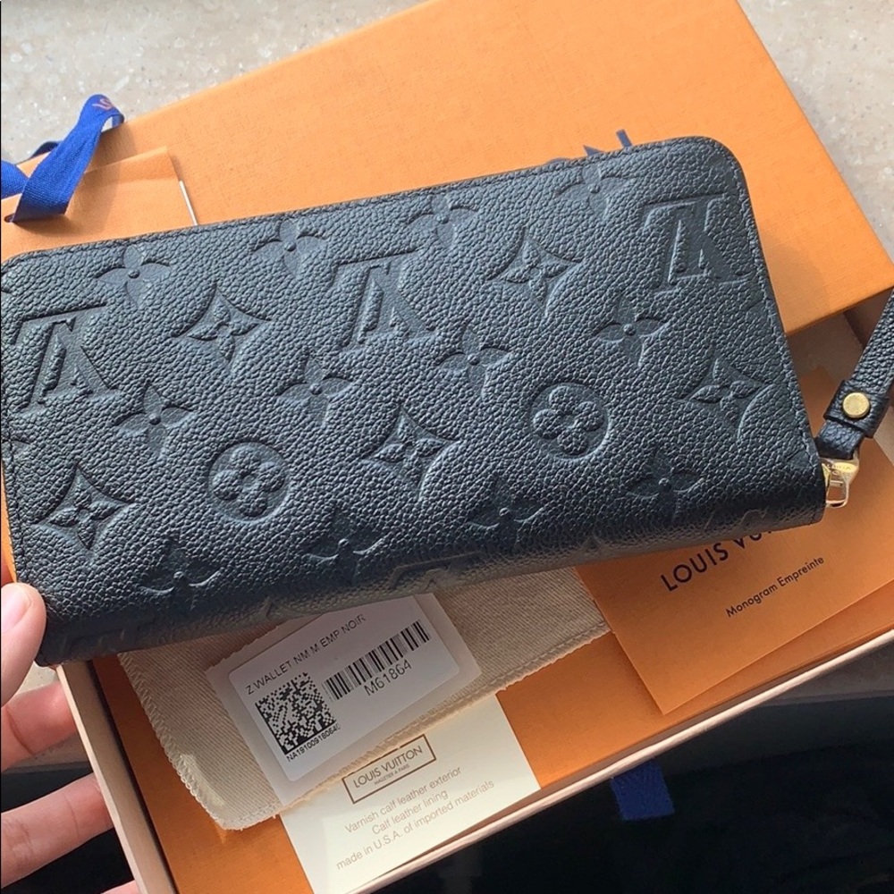 Louis Vuitton all black wallet